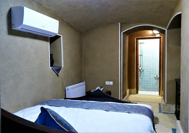 اقامتگاه سنتی صباغیان کاشان