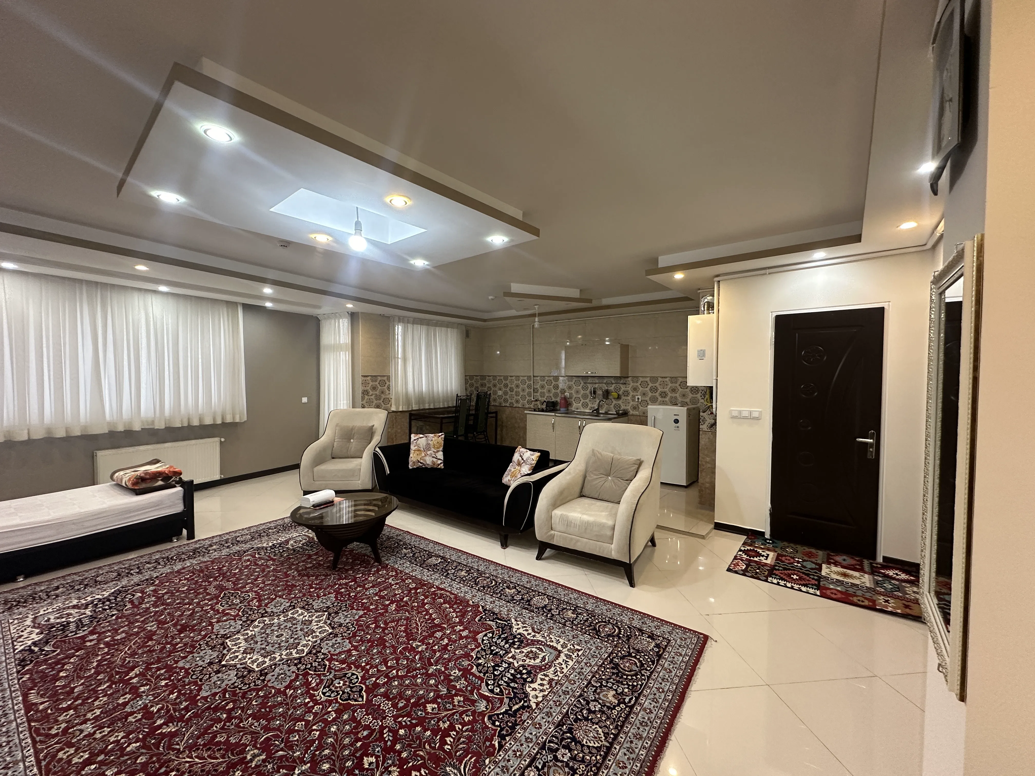 هتل آپارتمان آرامش ملایر