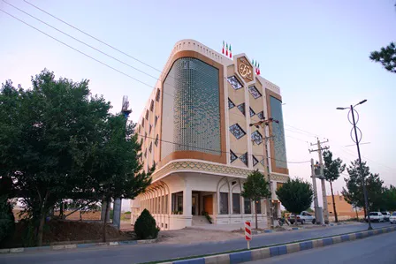 هتل هتل مهربد فیروزه میبد