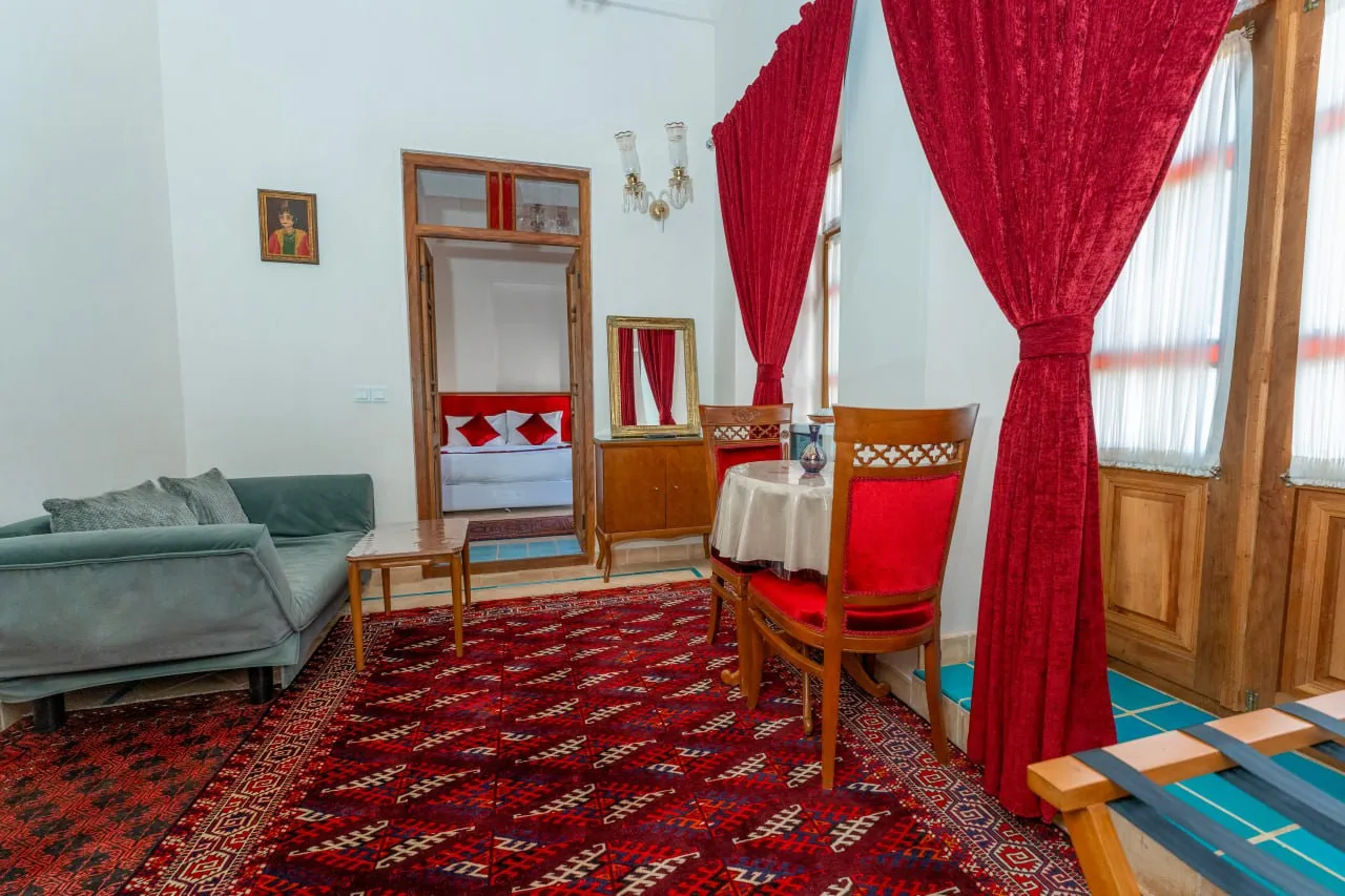 اقامتگاه سنتی عمارت ماندگار (درجه یک ممتاز) کاشان