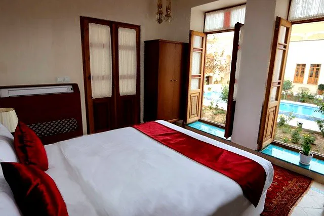 اقامتگاه سنتی عمارت ماندگار (درجه یک ممتاز) کاشان