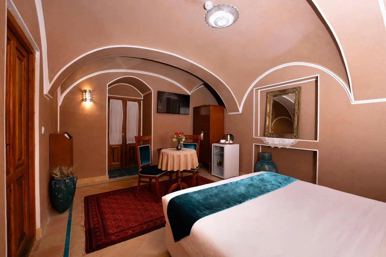 اقامتگاه سنتی عمارت ماندگار (درجه یک ممتاز) کاشان