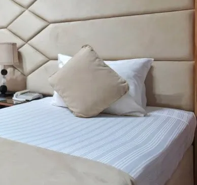 اتاق یک تخته