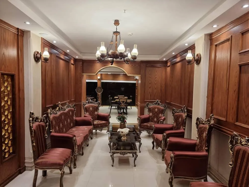 هتل آپارتمان سفرا مشهد