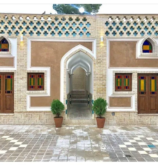 بوتیک اسفنجان سمنان