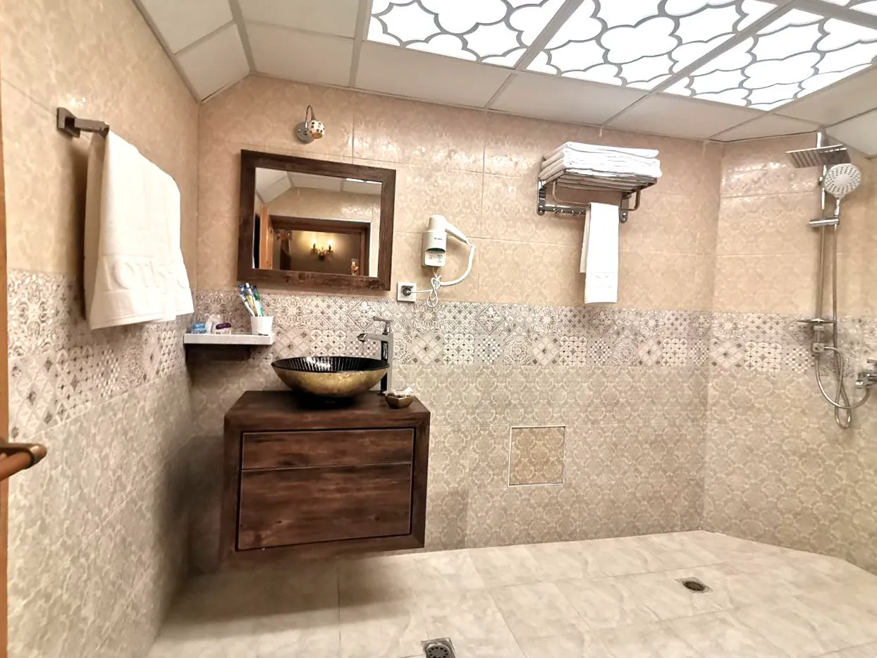 بوتیک کاروانیکا کرمان