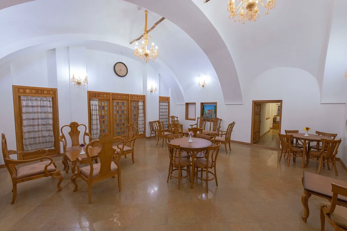 بوتیک کاروانیکا کرمان