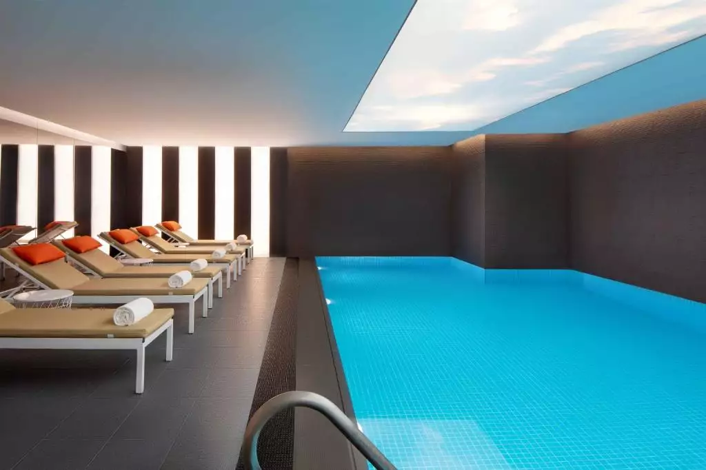 شرایتون سیتی سنتر (Sheraton City Center)