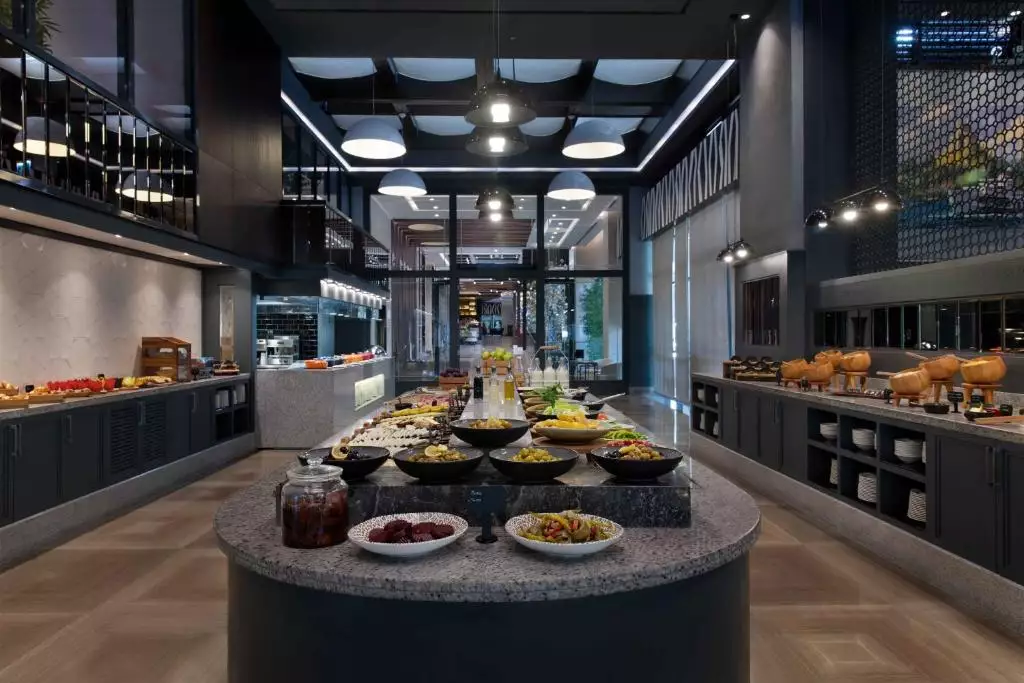 شرایتون سیتی سنتر (Sheraton City Center)