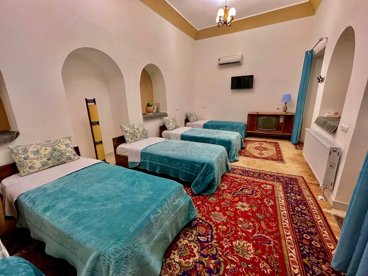 اقامتگاه سنتی خانه ترنج سمنان