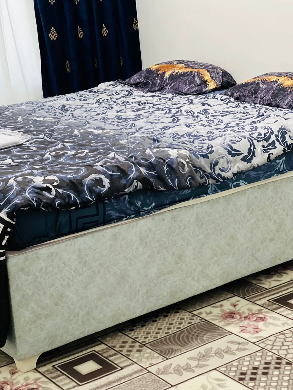اتاق دوتخته دبل ( فاقد سرویس بهداشتی اختصاصی )