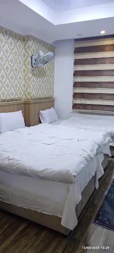 اتاق سه تخته