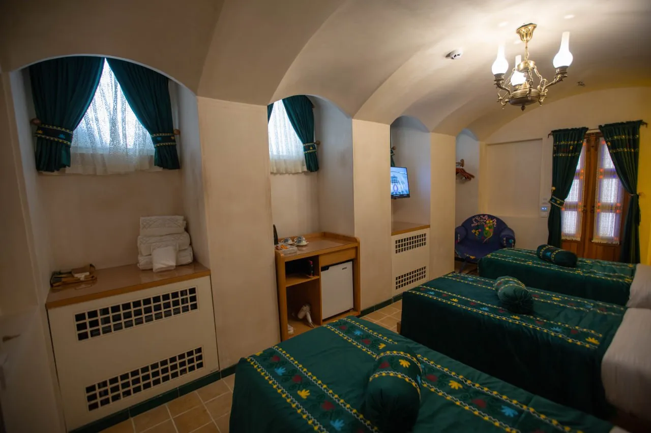 اقامتگاه سنتی عمارت آقاحسینی کاشان
