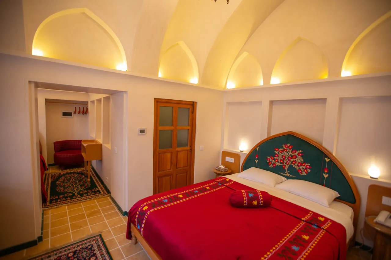 اقامتگاه سنتی عمارت آقاحسینی کاشان