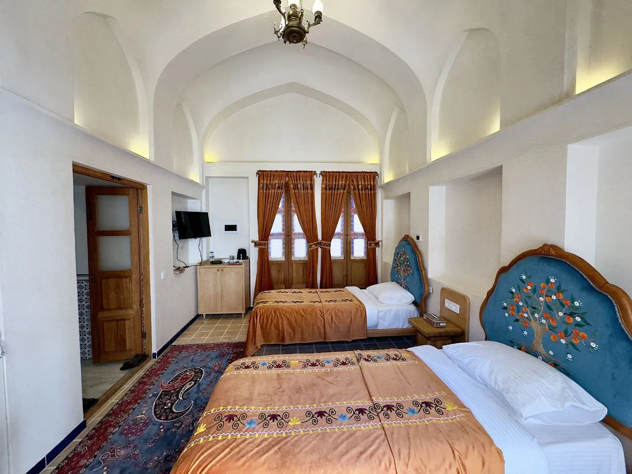 اقامتگاه سنتی عمارت آقاحسینی کاشان