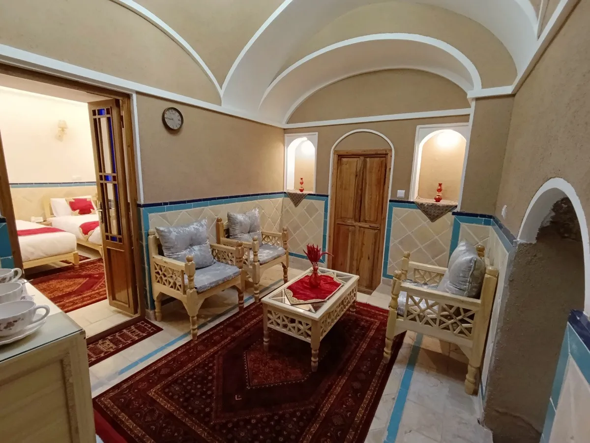 اقامتگاه سنتی عمارت شمسه آران و بیدگل