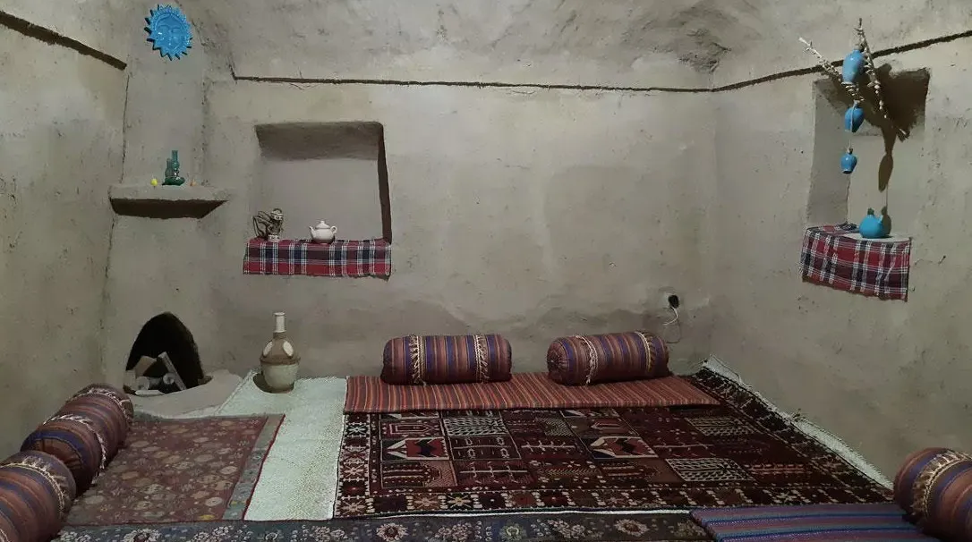 اتاق پنج نفره کف خواب