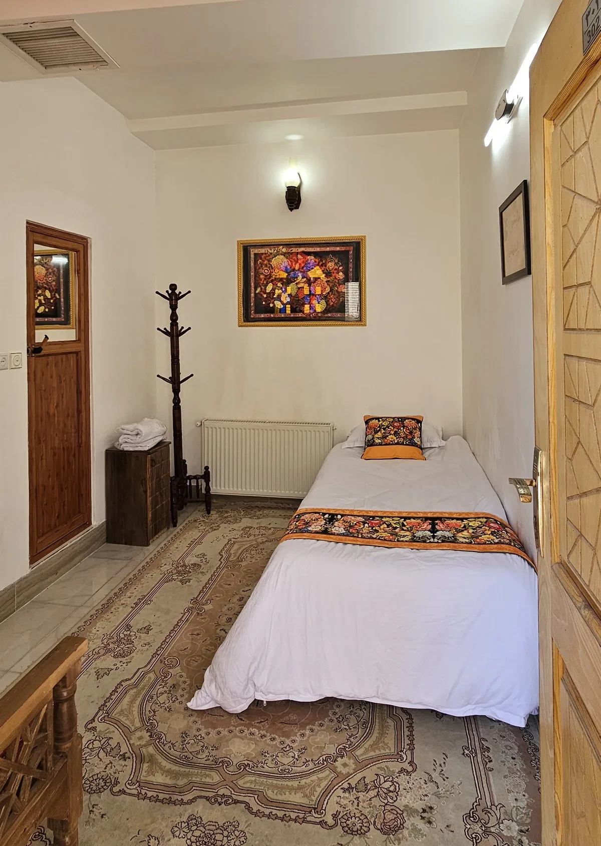 مجتمع گردشگری عمارت حاکم ساوه