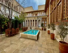 ممتاز عمارت محلاتی