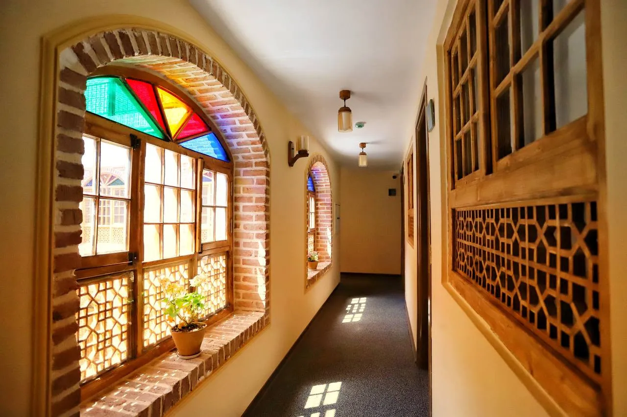 اقامتگاه سنتی خانه یار قزوین