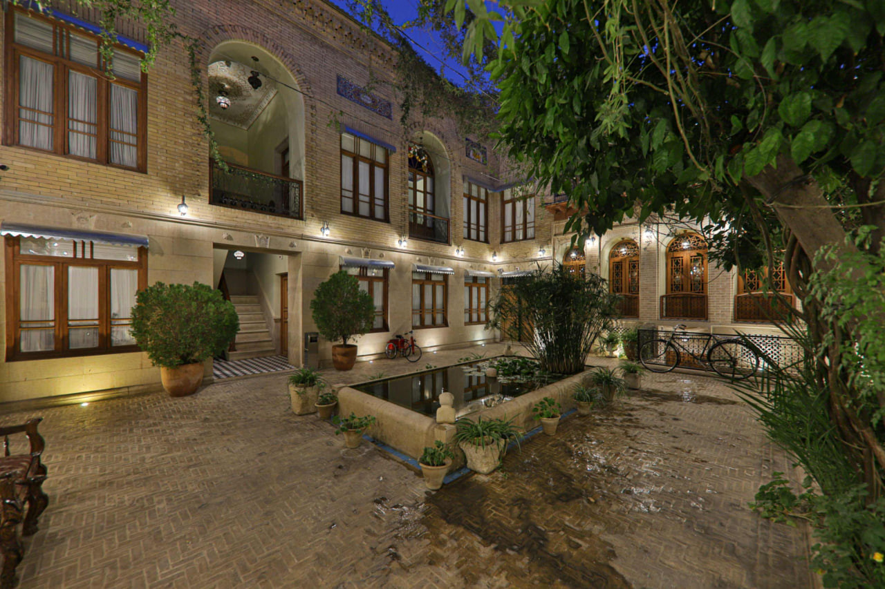 سنتی عمارت فرهادی