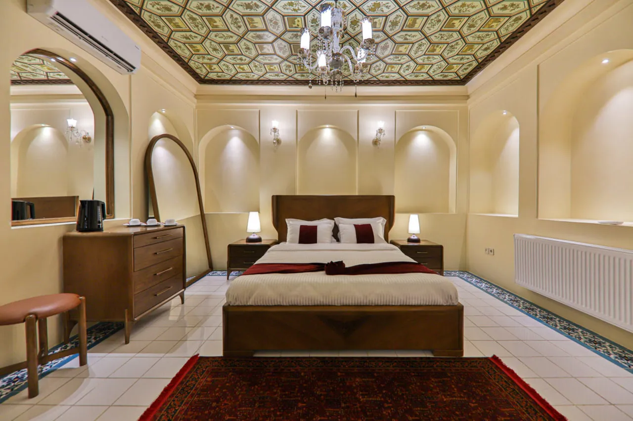 بوتیک سنتی عمارت فرهادی شیراز