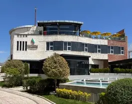 نگین تالار شهر