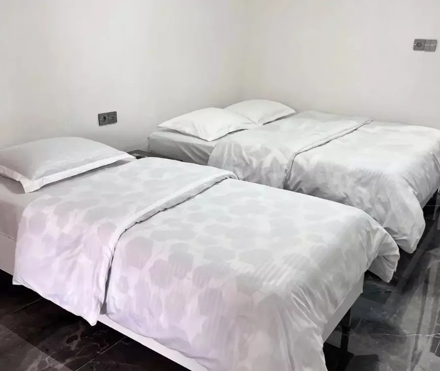 اتاق سه تخته
