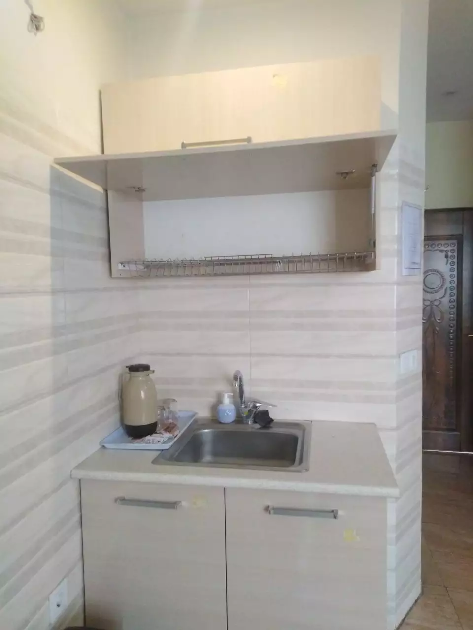 سینک و کابینت آشپزخانه هتل مهرسا