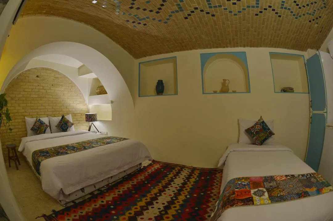 مراکز اکوتوریسم سرای همایونی شیراز