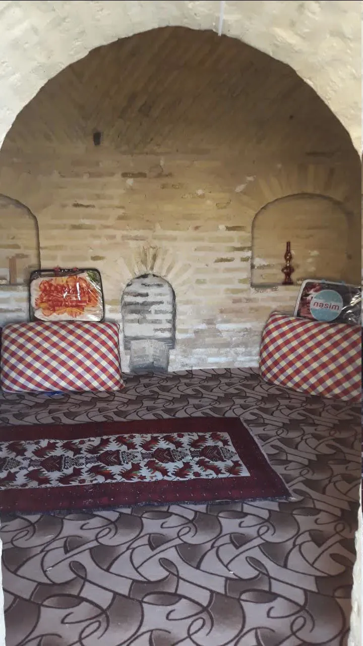 اتاق دونفره کفخواب(بدون سرویس بهداشتی)