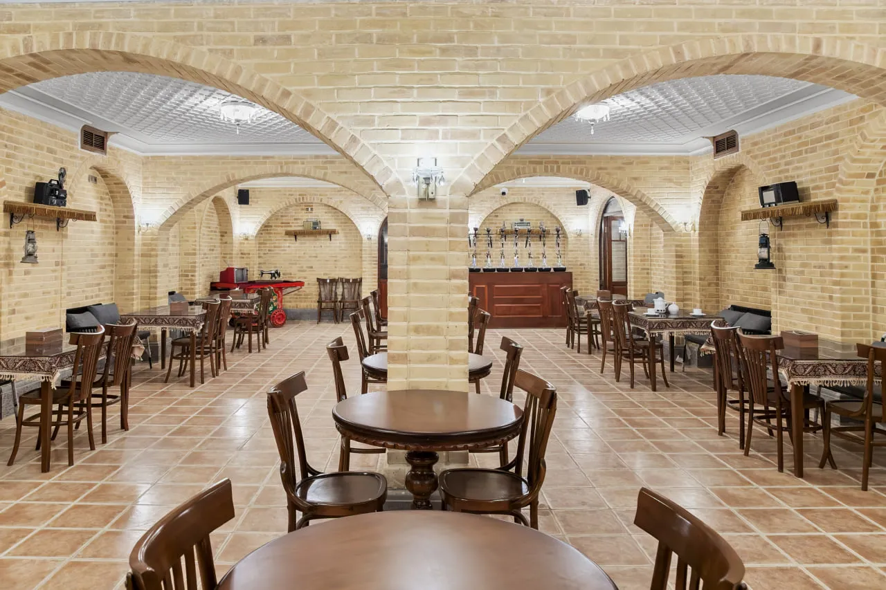 بوتیک عمارت ملوکانه تهران