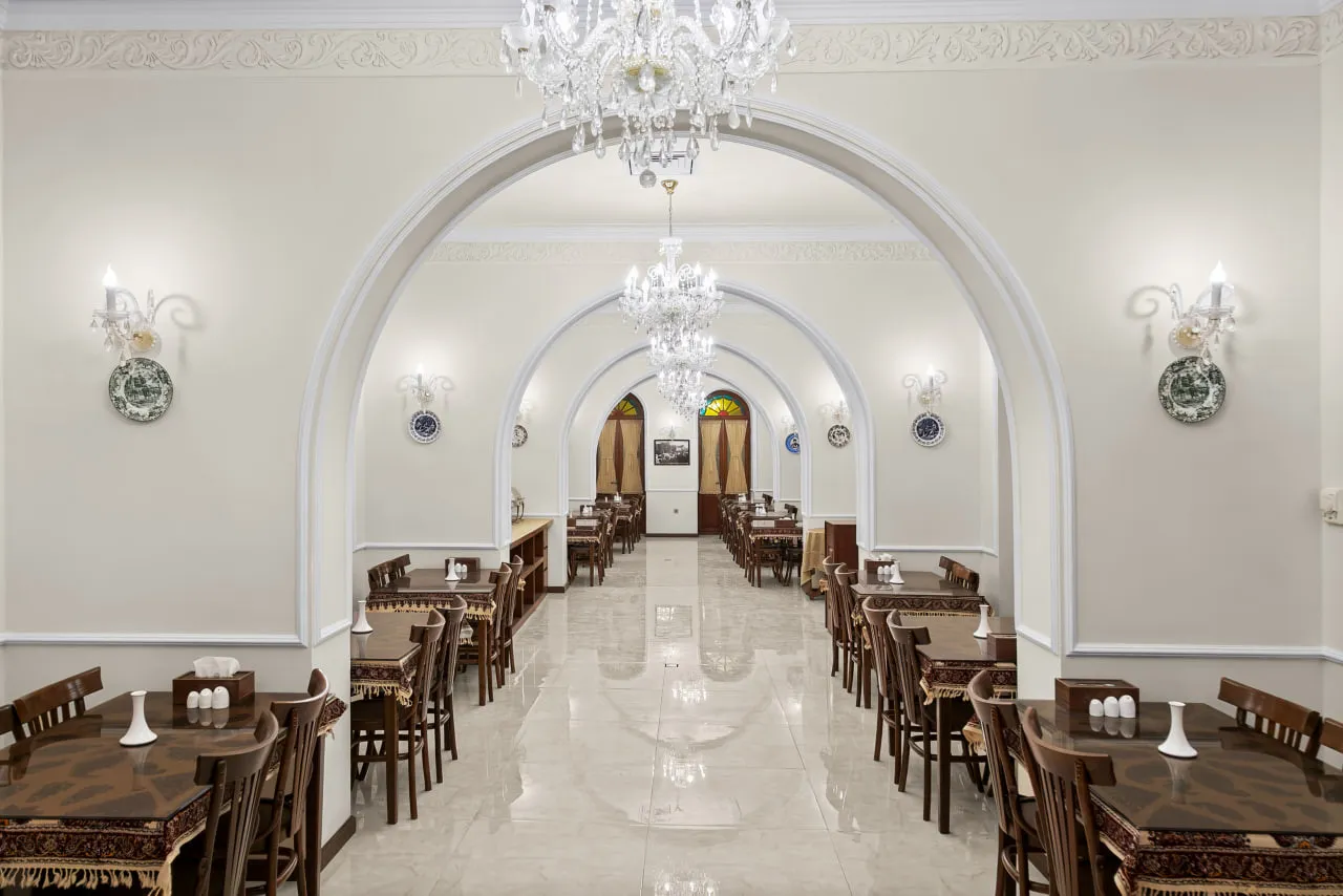 بوتیک عمارت ملوکانه تهران