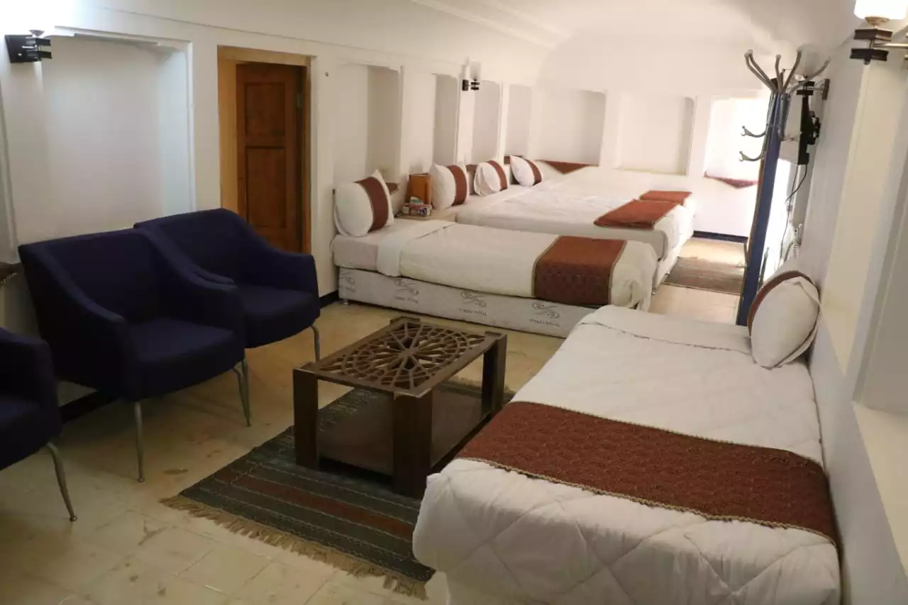 سنتی کوروش