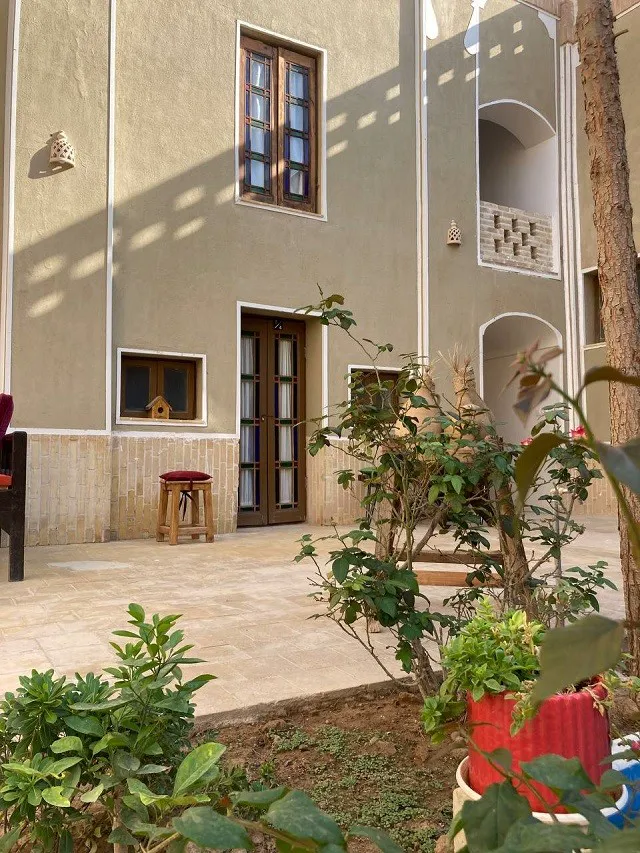 سنتی کوروش