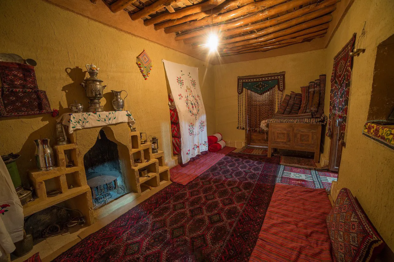 سوئیت سه خوابه سنتی (کفخواب)