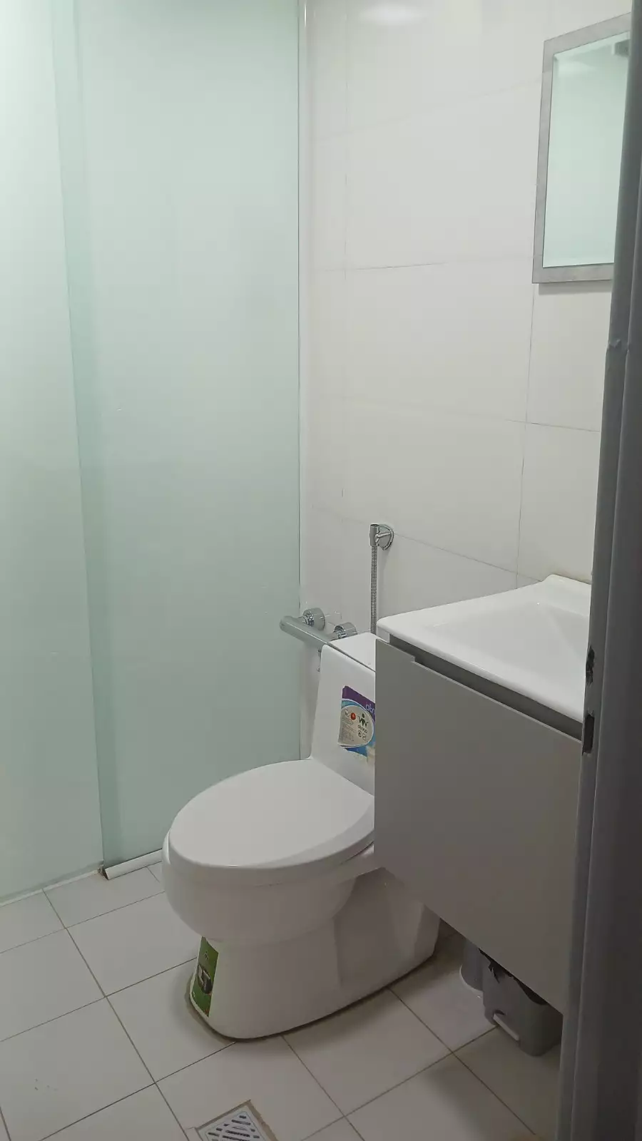 سرویس بهداشتی و روشویی هتل کوروش
