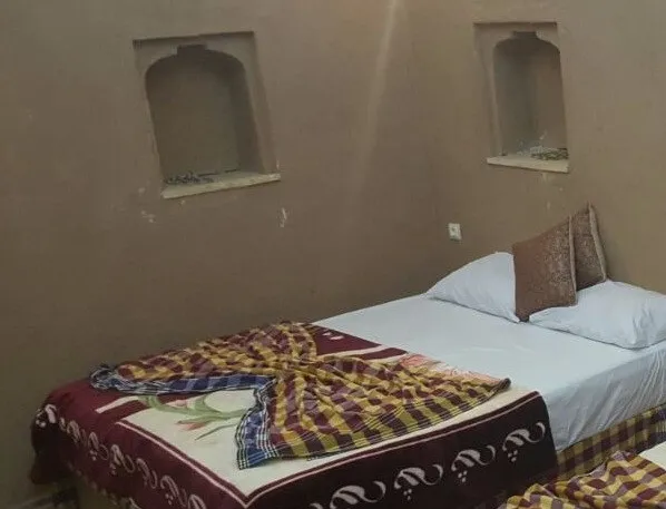 اتاق چهار تخته کانکت زیرزمین (بدون سرویس)
