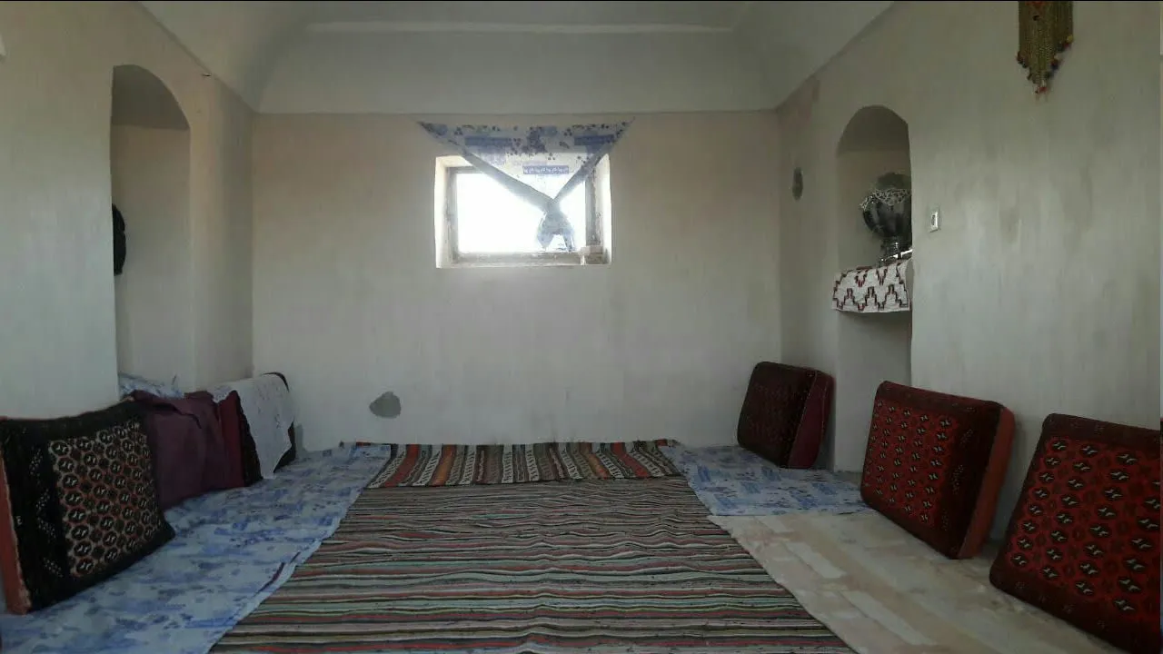 اتاق پنج نفره (سرویس بهداشتی مشترک)