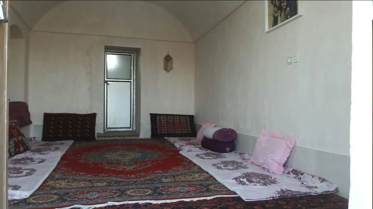 اتاق پنج نفره (حمام اختصاصی)