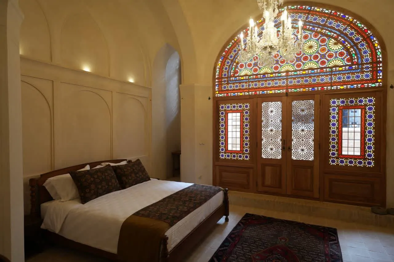 اقامتگاه سنتی استادی کاشان