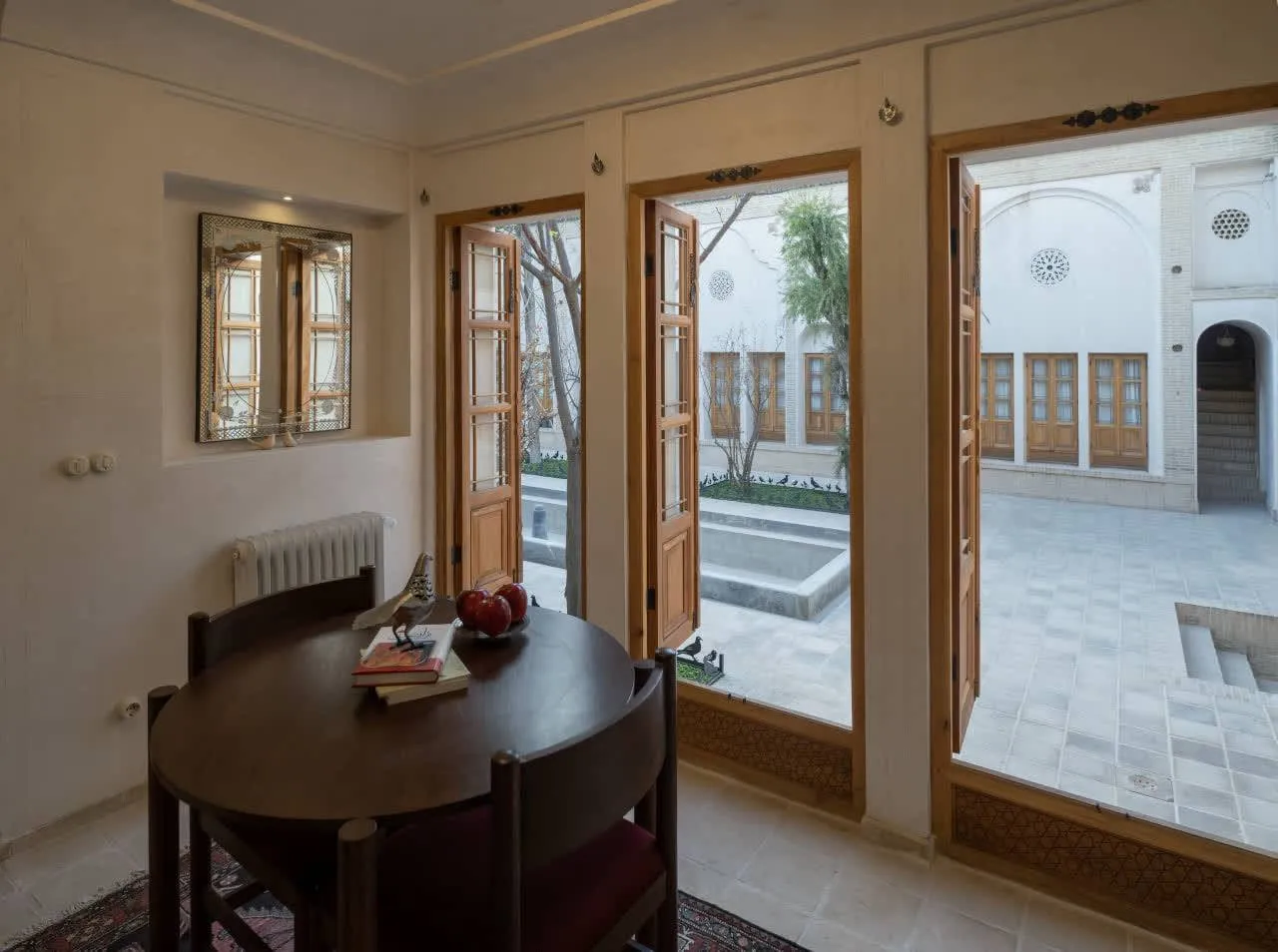 اقامتگاه سنتی استادی کاشان