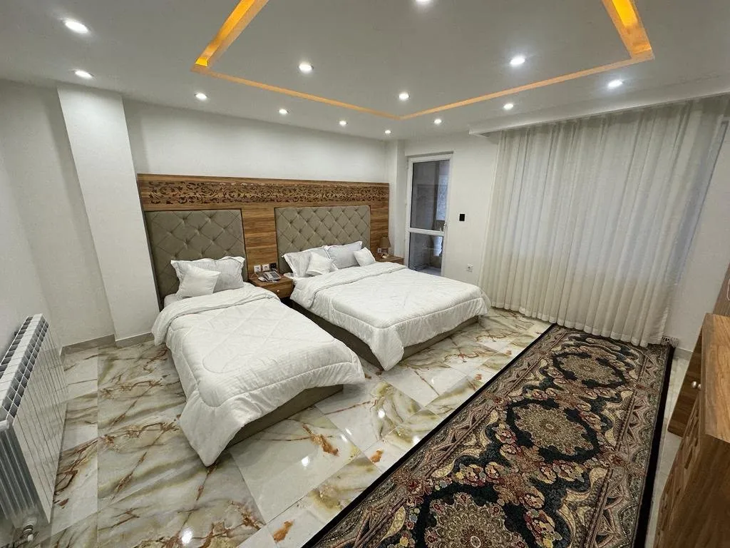 اتاق سه تخته