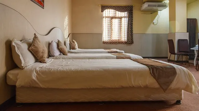 اتاق هتل مارینا۲ با دو تخت دونفره