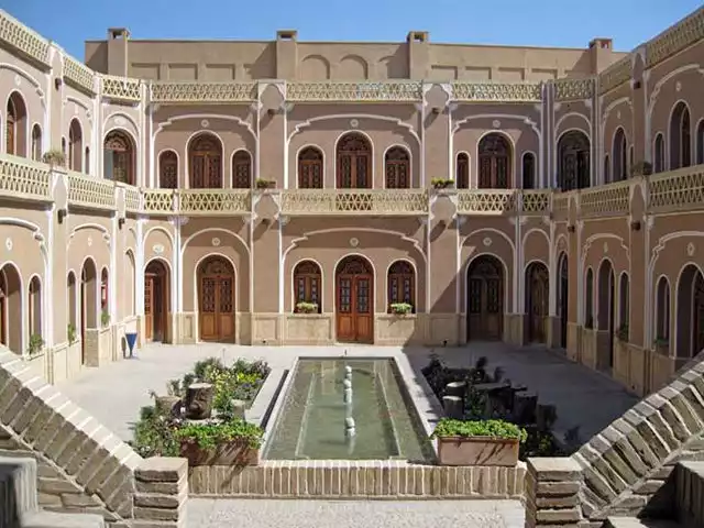 کاروانسرای مشیر