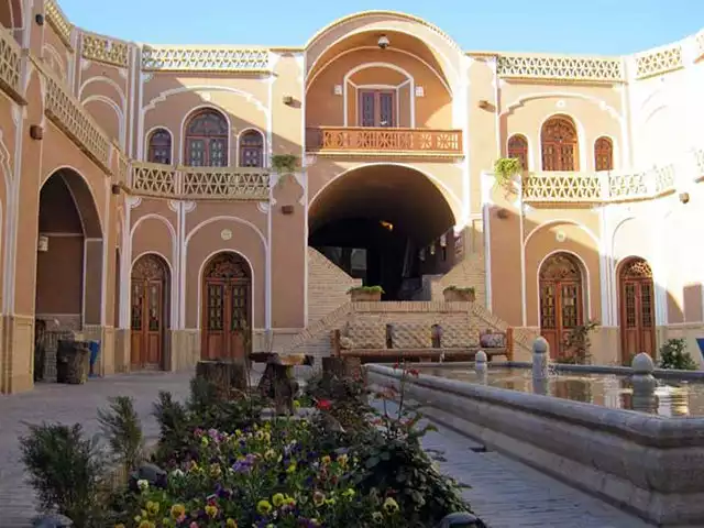 کاروانسرای مشیر