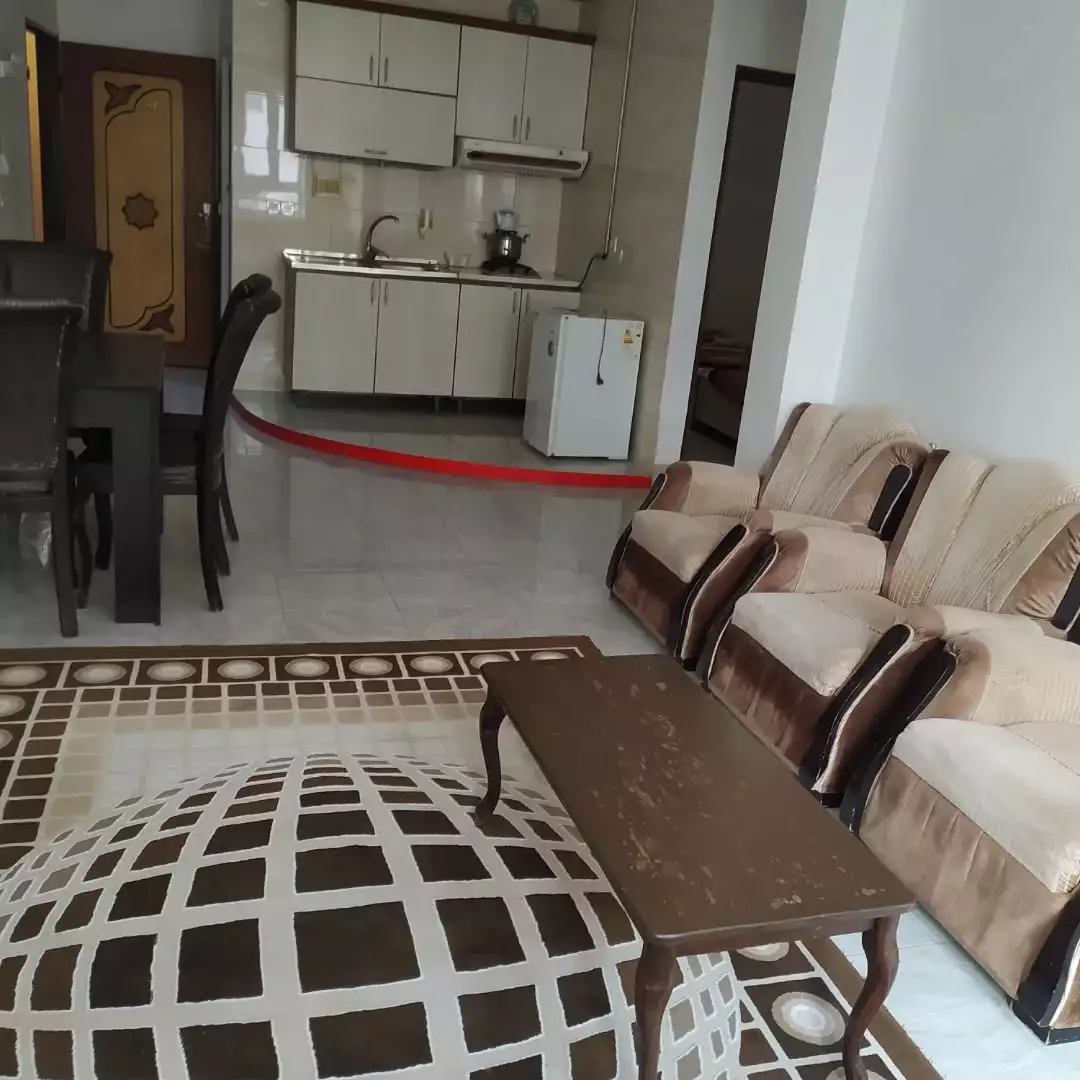 نشیمن و آشپزخانه مجهز هتل صدرا