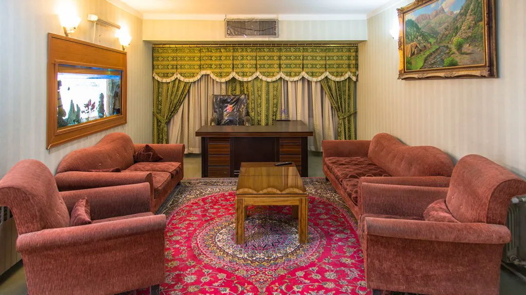 هاستل جهانگردی سیرجان