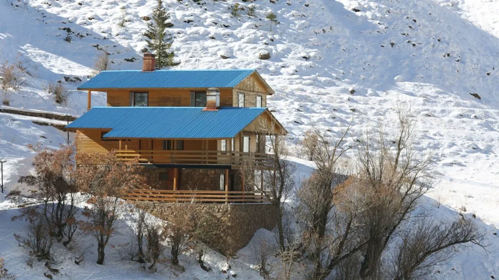 هتل جهانگردی دیزین