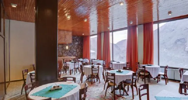 هتل جهانگردی دیزین